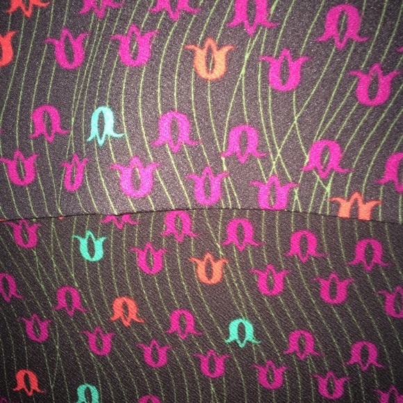 XS Tulip Print LuLaRoe Cassie Skirt - BNWT - Picture 4 of 6